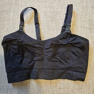 Sublime Hands Free Pumping and Nursing Bra